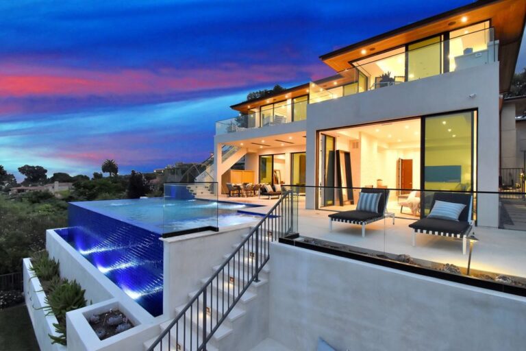 This $9,888,000 Newly California Contemporary Home has Panoramic Sea Views
