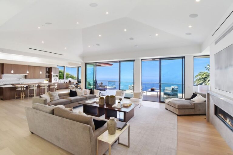 $9,888,000 California Contemporary Home has Panoramic Sea Views