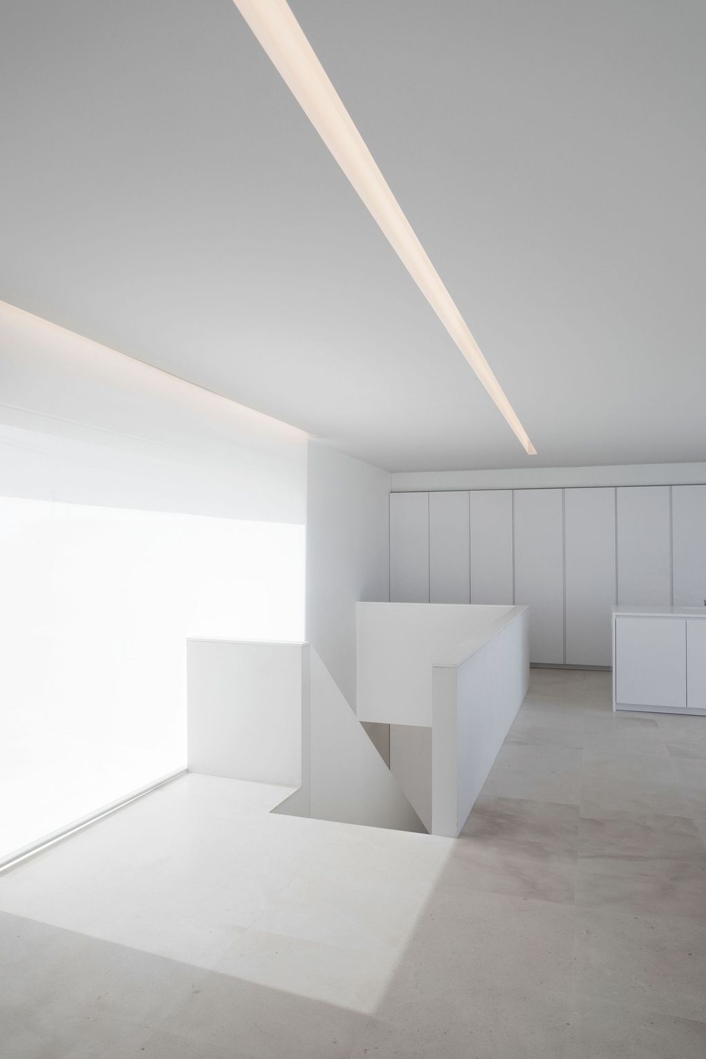 Unimaginable-Sand-House-in-Spain-by-Fran-Silvestre-Arquitectos-16