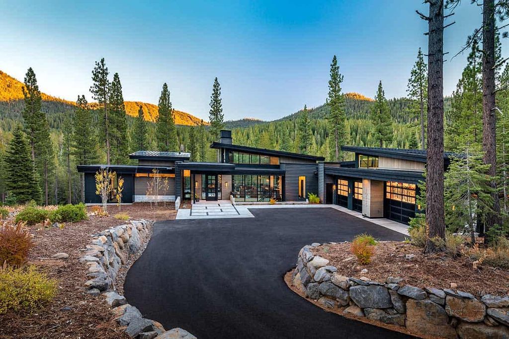 The Martis Camp Home for Sale is a luxurious dream mountain retreat offers panoramic views of Northstar California now available for sale. This home located at 10925 Wyntoon Ct, Truckee, California; offering 6 bedrooms and 7 bathrooms with over 7,300 square feet of living spaces.