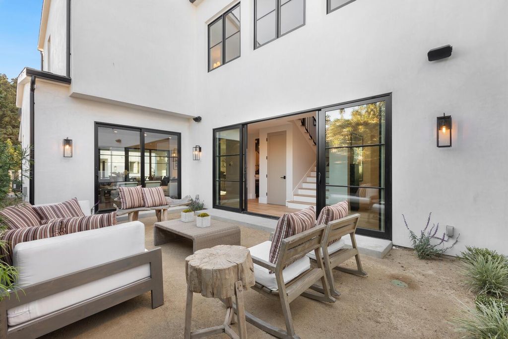 A-Stunning-Newly-Constructed-Culver-City-Home-on-Market-with-Asking-Price-3995000-27
