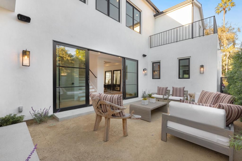 A-Stunning-Newly-Constructed-Culver-City-Home-on-Market-with-Asking-Price-3995000-28