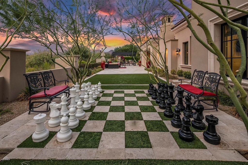 Absolutely-Gorgeous-Luxury-Home-in-Scottsdale-on-Market-for-4895000-12