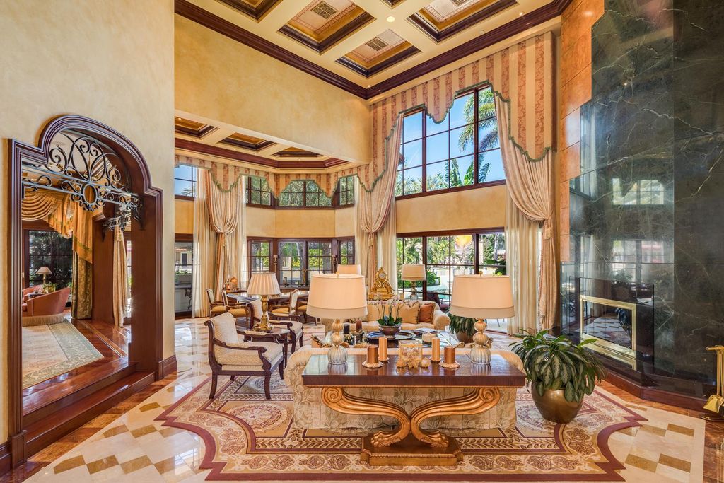 An Extraordinary Three storeys Villa in Boca Raton, Florida