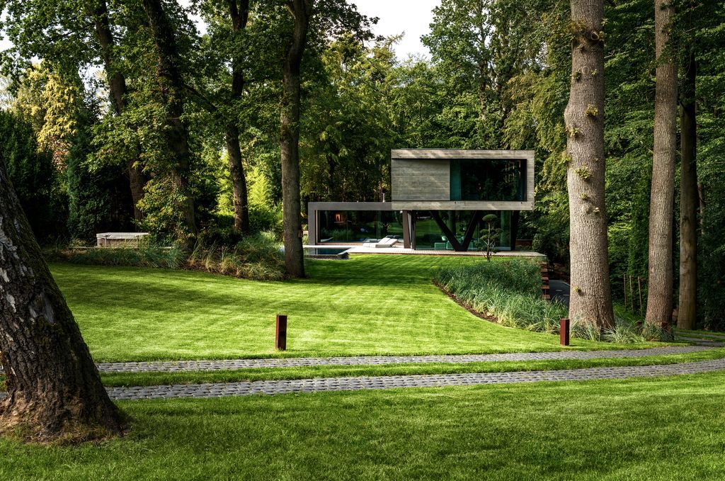 Exceptional-Villa-NEO-House-in-Germany-by-Querkopf-Architekten-14