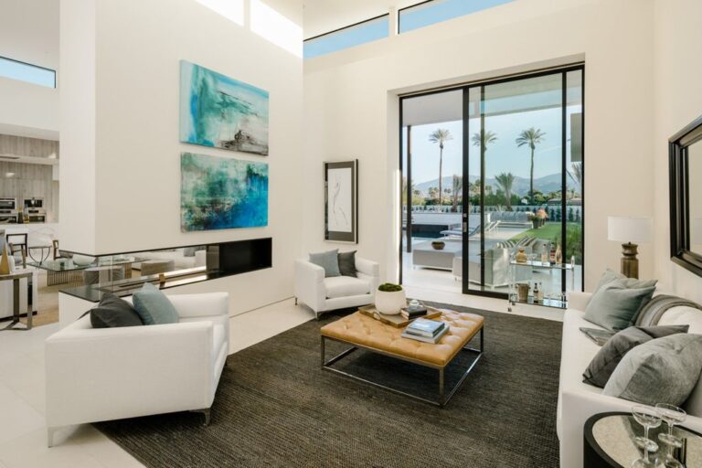 Interior Design of Makena Home in Rancho Mirage by Meridith Baer Home