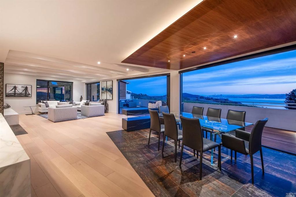 The Tiburon Home is a luxurious residence on one of the most desirable streets with sweeping views now available for sale. This home located at 86 Sugarloaf Dr, Tiburon, California; offering 5 bedrooms and 4 bathrooms with over 4,000 square feet of living spaces.