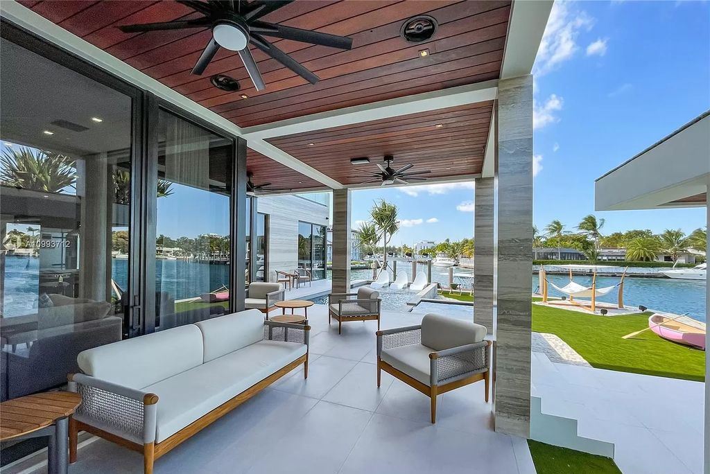 New-Waterfront-Home-in-North-Miami-hits-the-Market-for-8900000-25