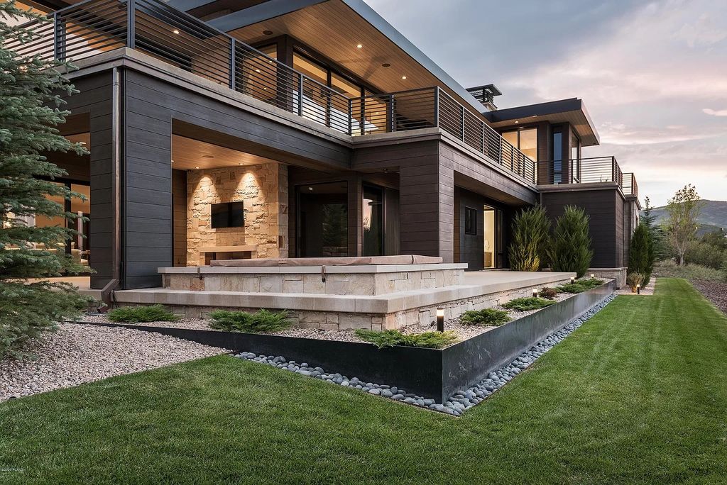 Sophisticated-Home-in-Park-City-Utah-by-Upwall-Design-Architects-17