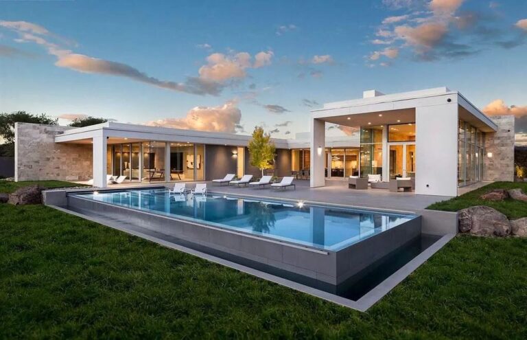 Stunning 20 Acre Vineyard Estate in California Asking for $32,000,000