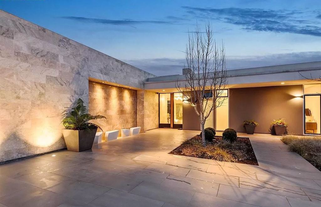 Stunning-20-Acre-Vineyard-Estate-in-California-Asking-for-32000000-7-1
