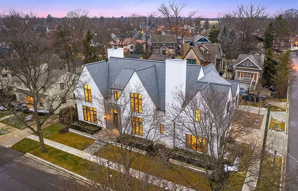 The Michigan Home for Sale is a completely hand crafted masterpiece leaving no desire behind in Birmingham now available for sale. This home located at 273 Euclid Ave, Birmingham, Michigan; offering 5 bedrooms and 7 bathrooms with over 6,400 square feet of living spaces.