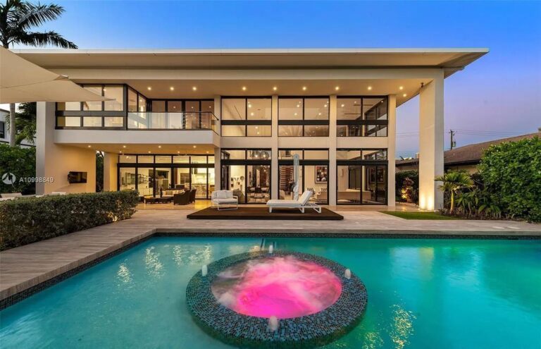 This $6,395,000 Florida Property defines the Modern Luxury Estate Living