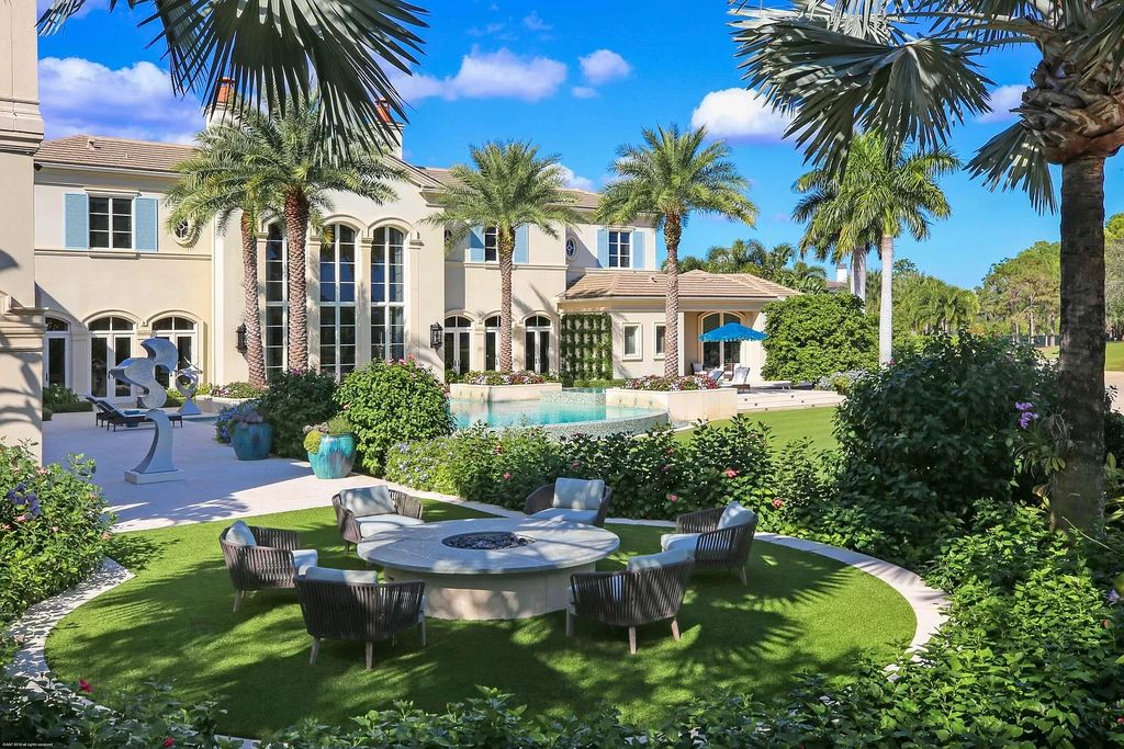 This-9995000-Custom-Home-in-Florida-has-Exceptional-Views-and-More-18