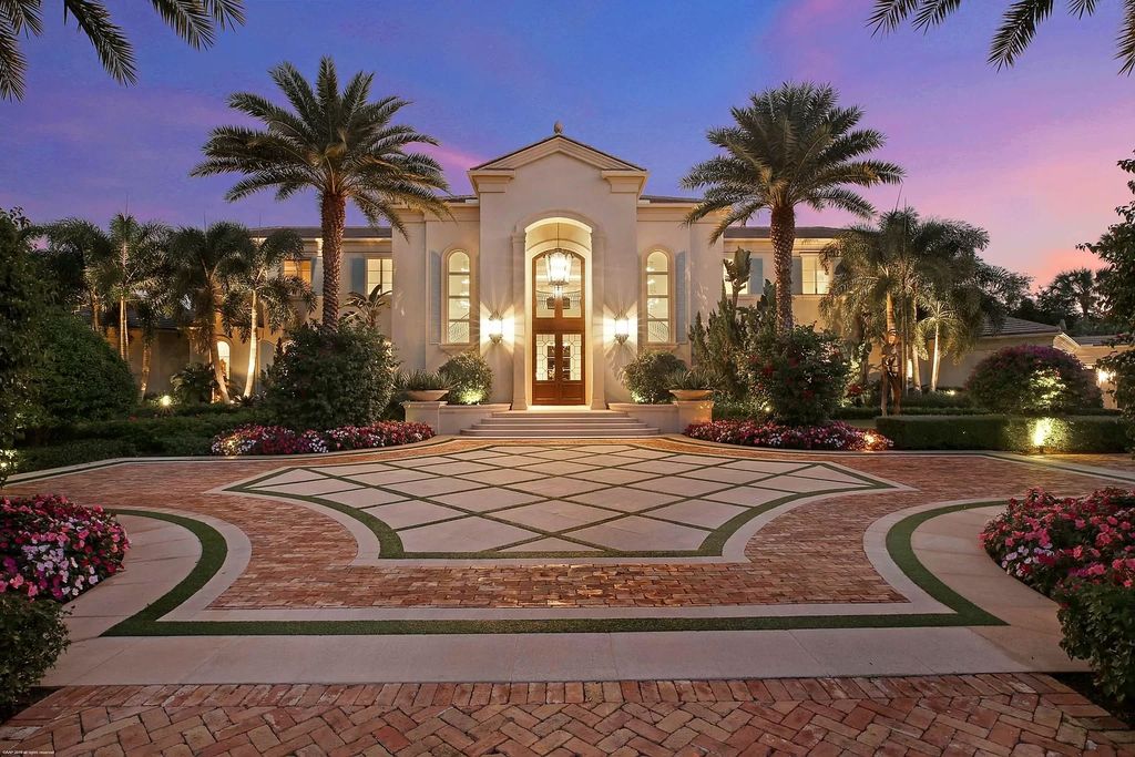 This-9995000-Custom-Home-in-Florida-has-Exceptional-Views-and-More-31