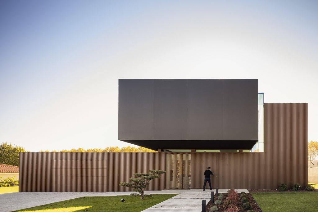 Masterful RCR House in Portugal was designed by Visioarq Arquitectos in contemporary style with concept of balance and contemplation; The spaces developed to create constant and distinct relationships between interior and exterior, with light entering where they merge.