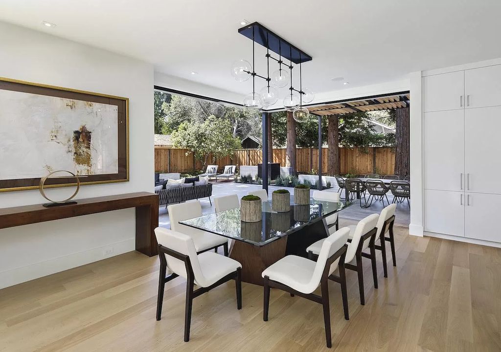 The Home in Palo Alto is a magnificent masterpiece with stunning modern design that maximizes the interplay of light home now available for sale. This home located at 1432 Webster St, Palo Alto, California; offering 5 bedrooms and 6 bathrooms with over 6,700 square feet of living spaces.