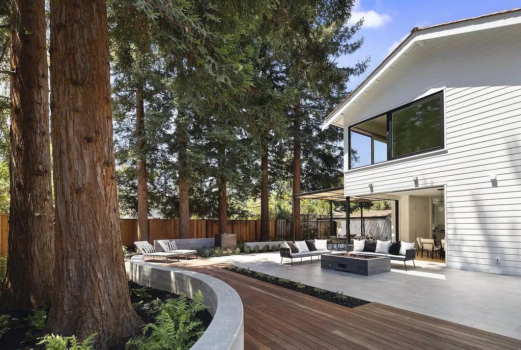 A-Dramatically-Expanded-Home-in-Palo-Alto-with-Modern-Design-listed-for-14000000-30