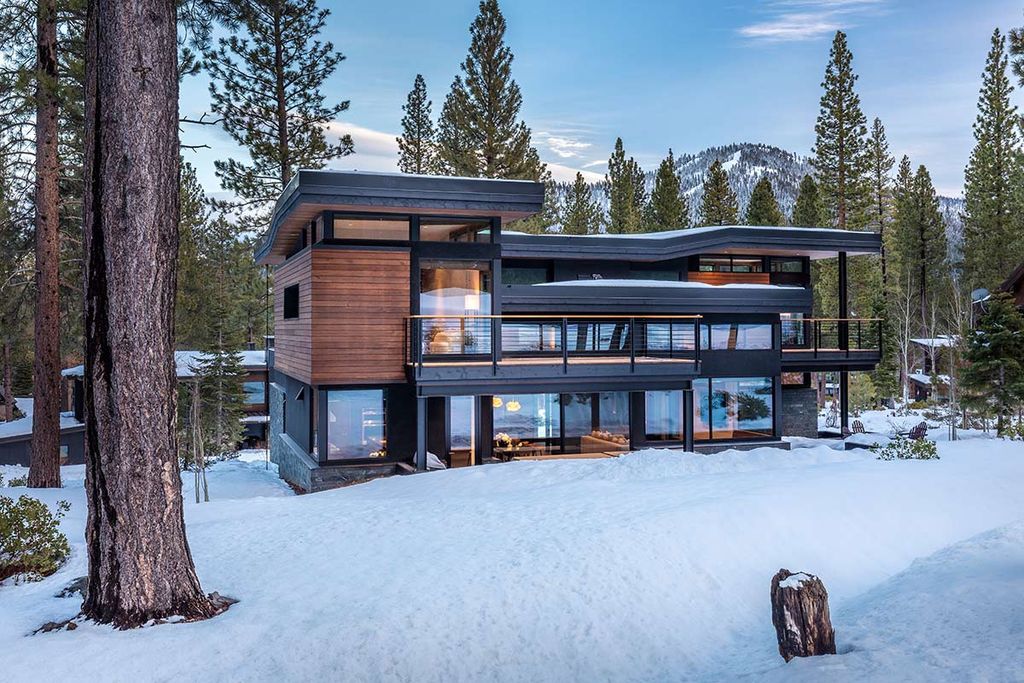 The Martis Camp Home is simultaneously airy and wide open while also being peaceful and private now available for sale. This home located at 8378 Thunderbird Cir, Truckee, California; offering 5 bedrooms and 4 bathrooms with over 3,200 square feet of living spaces.