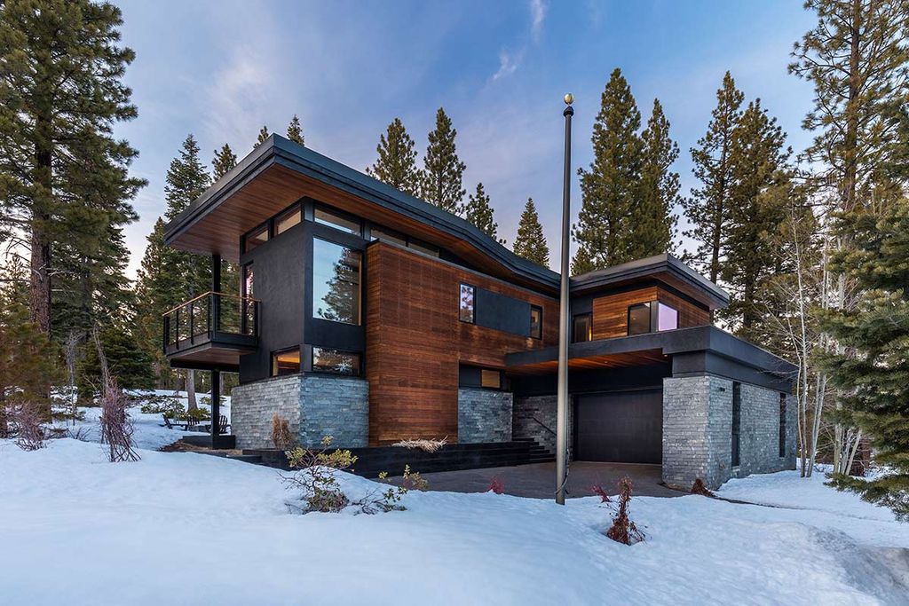 The Martis Camp Home is simultaneously airy and wide open while also being peaceful and private now available for sale. This home located at 8378 Thunderbird Cir, Truckee, California; offering 5 bedrooms and 4 bathrooms with over 3,200 square feet of living spaces.