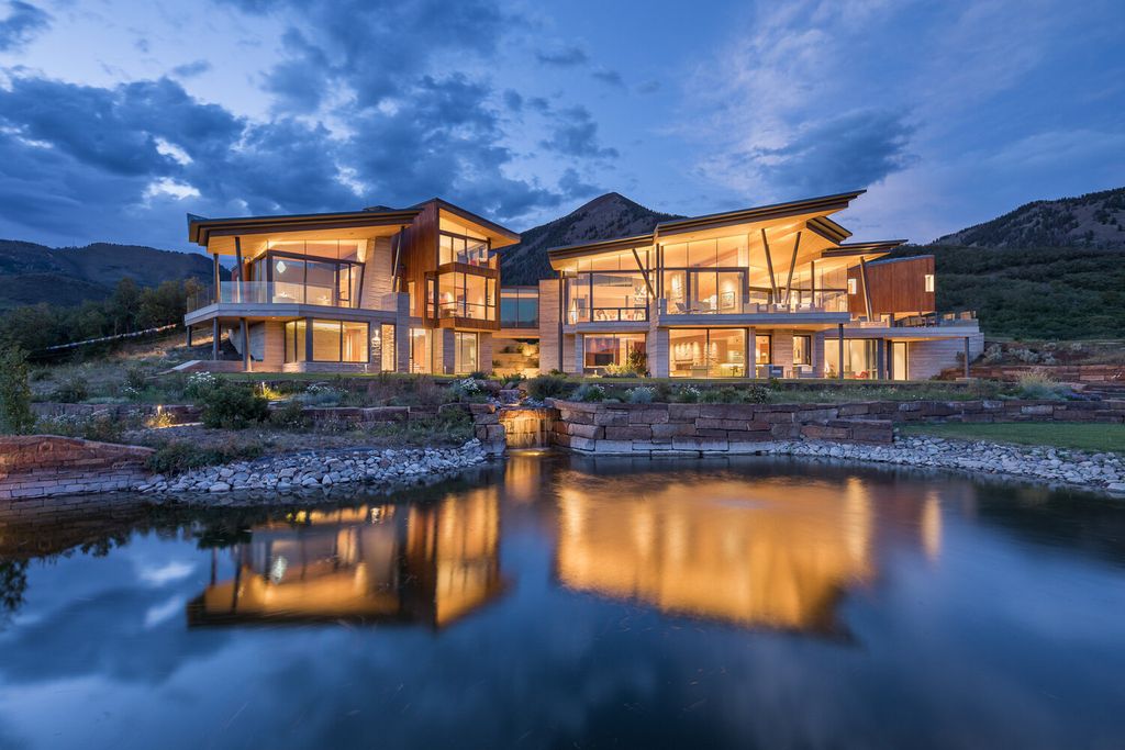 The Colorado Mansion is a modern architectural masterpiece is perched on a point featuring thrilling views of Telluride's most dramatic peaks now available for sale. This home located at 296 Gray Head Ln, Telluride, Colorado; offering 6 bedrooms and 10 bathrooms with over 11,800 square feet of living spaces.