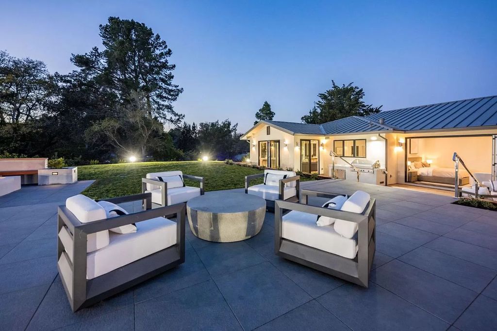 A-Meticulously-Rebuilt-California-Home-in-Burlingame-for-Sale-at-8680000-22