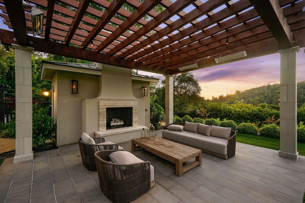 The Home in Orinda is a resort like estate where perfect design meets exquisite taste and unparalleled craftsmanship now available for sale. This home located at 519 Miner Rd, Orinda, California; offering 5 bedrooms and 9 bathrooms with over 7,000 square feet of living spaces. 