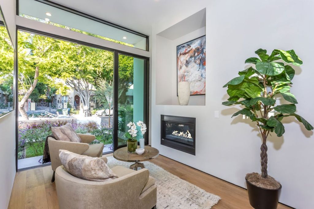  Convenient Modern Masterpiece in the heart of West Hollywood, California