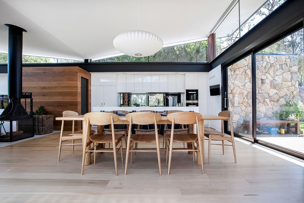 Elegant Design of Warrandyte House