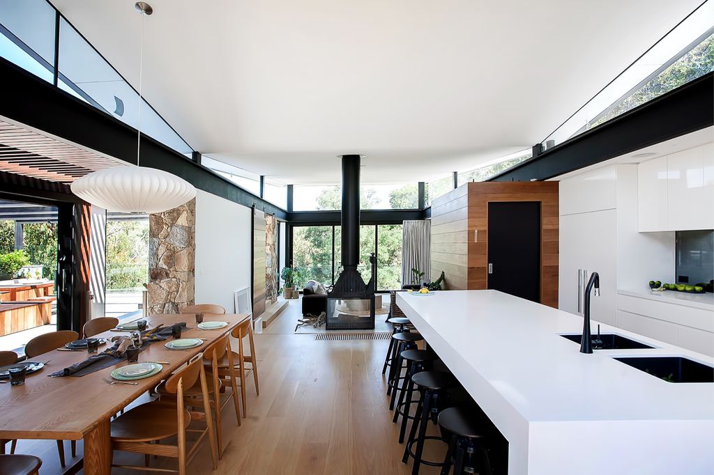 Elegant Design of Warrandyte House