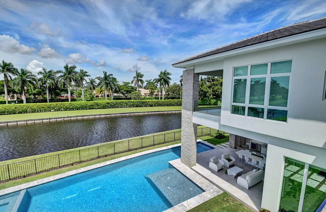 Exquisite-House-in-Boca-Raton-with-over-9.000-Square-feet-of-living-space-1