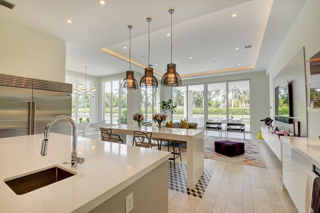 Exquisite House in Boca Raton with over 9.000 Square feet of living space