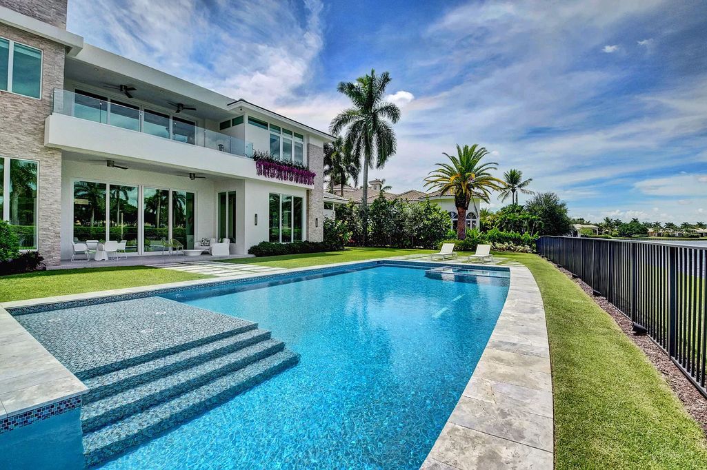 Exquisite-House-in-Boca-Raton-with-over-9.000-Square-feet-of-living-space-15