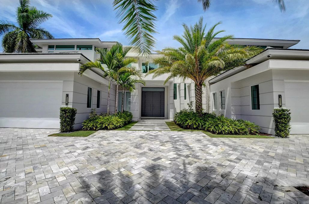 Exquisite-House-in-Boca-Raton-with-over-9.000-Square-feet-of-living-space-22