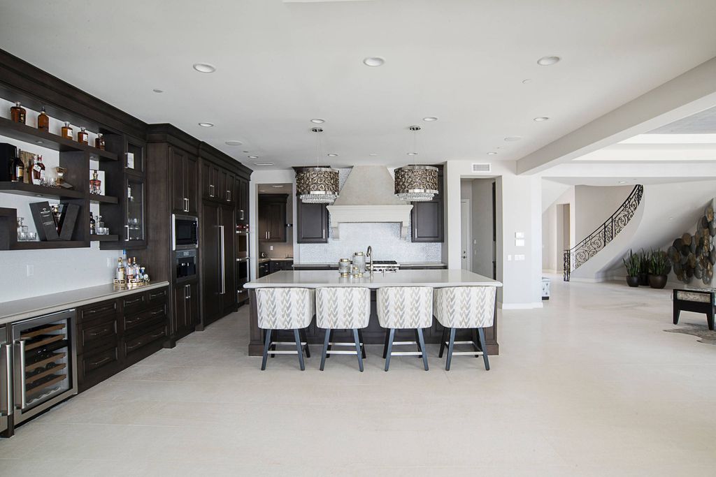 Interiors of Irvine XI in Irvine, California designed by 27 Diamonds Interior Design