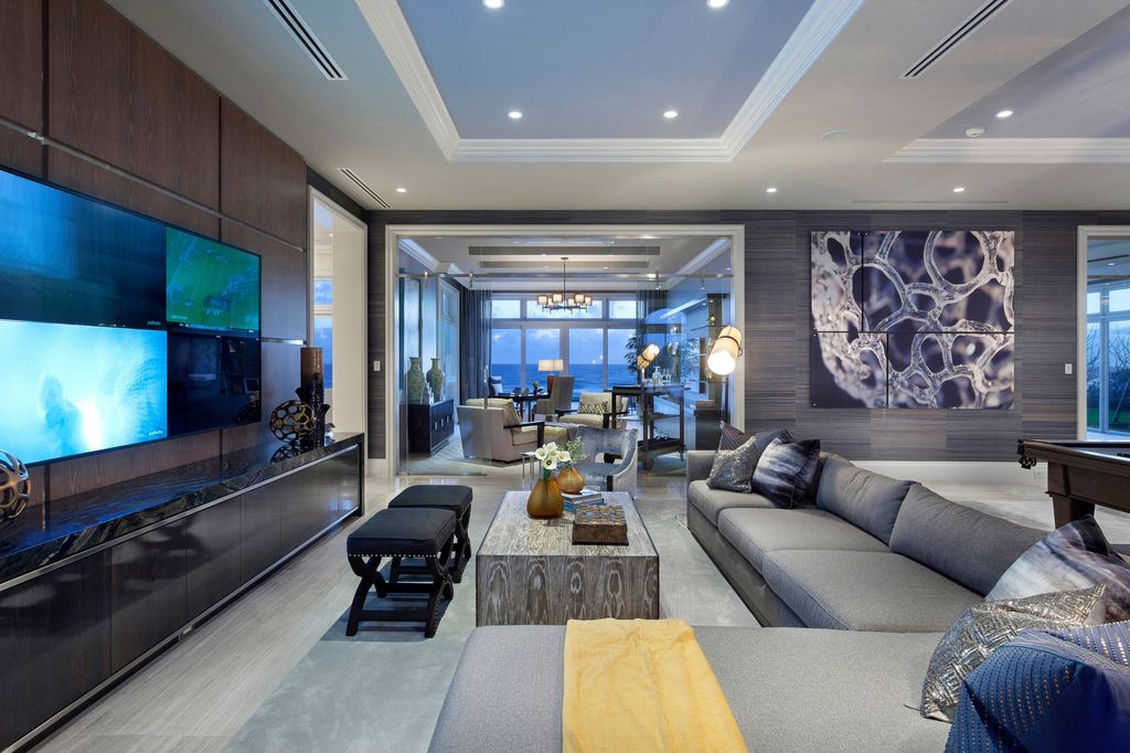 Luxury contemporary Villa Oceano Azul by Marc-Michaels Interior Design 