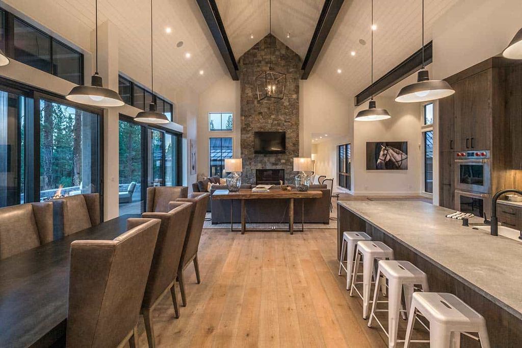Martis Camp Unique home in Truckee with over 700 square feet of terrace