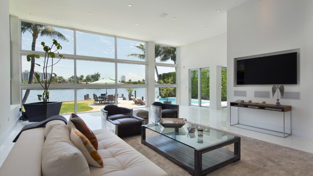 Newly Waterfront Estate in Florida with interiors by Kartell and Artefacto