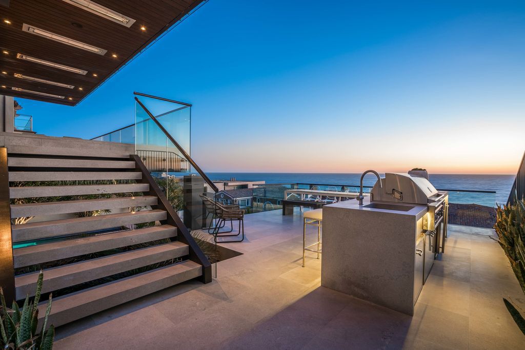 Newly Built Modern House in Dana Point with over stunning views