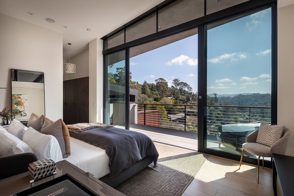 One-of-a-kind-Architectural-Masterpiece-in-Mill-Valley-returns-the-Market-for-9988000-16