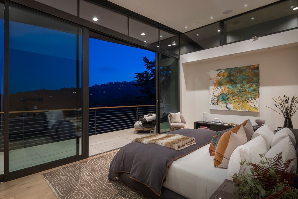 One-of-a-kind-Architectural-Masterpiece-in-Mill-Valley-returns-the-Market-for-9988000-18