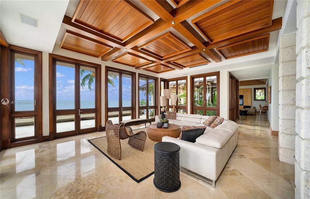 The Miami Waterfront Home is an outstanding residence offers total privacy and stunning water views with oversized pool now available for sale. This home located at 400 S Mashta Dr, Key Biscayne, Florida; offering 6 bedrooms and 7 bathrooms with over 8,200 square feet of living spaces