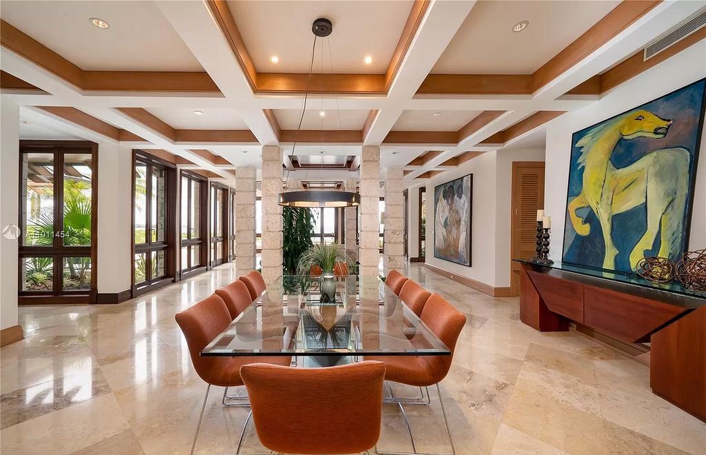 Outstanding-Miami-Waterfront-Home-in-Tropical-Bali-Style-listed-for-35000000-8
