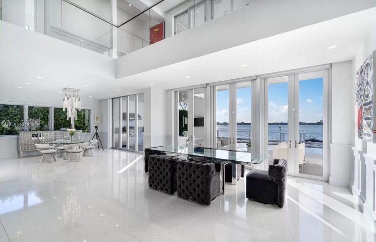 A $15,000,000 Bay Harbor Islands Home with Perfect Modern Architecture