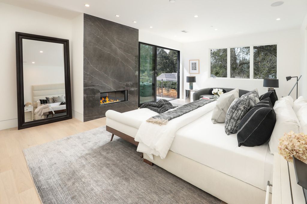 The Atherton Home is a contemporary masterpiece designed with a clear aesthetic vision that is both bold and graceful now available for sale. This home located at 134 Stockbridge Ave, Atherton, California; offering 8 bedrooms and 9 bathrooms with nearly 12,000 square feet of living spaces.