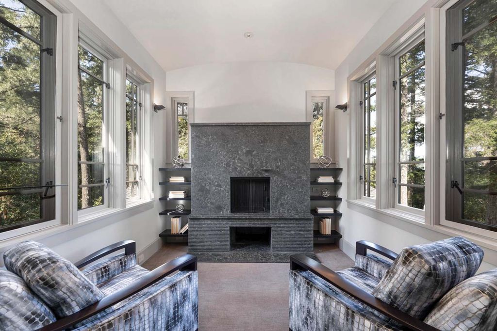 The Architectural Home in Woodside is on a extraordinary setting has a backdrop of dazzling San Francisco Bay views now available for sale. This home located at 1090 Bear Gulch Rd, Woodside, California; offering 3 bedrooms and 4 bathrooms with over 5,400 square feet of living spaces.