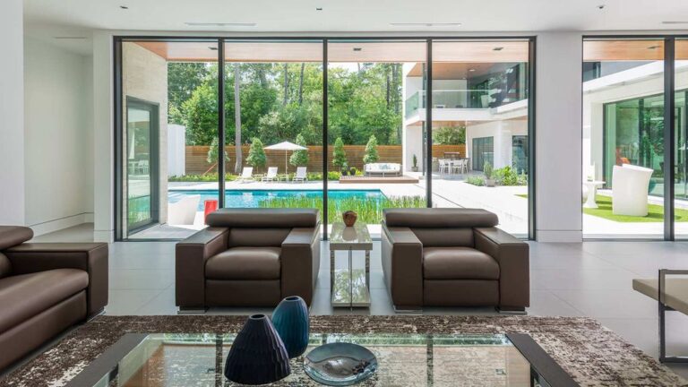 Cantoni’s brilliant interior ideas in a Modern Smart House in Houston