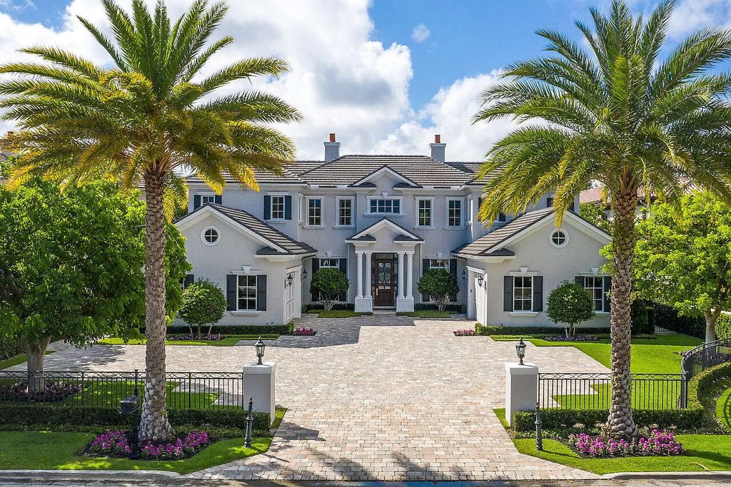 12900000-Beautiful-Custom-Waterfront-Transitional-Home-in-Boca-Raton-7