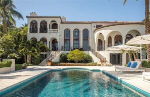 Stunning Bayfront Mediterranean Home features Unparalleled Bay Views in ...