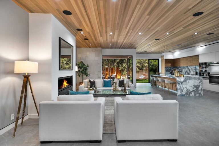 $3,495,000 Elegant Los Angeles Home comes with Contemporary Design